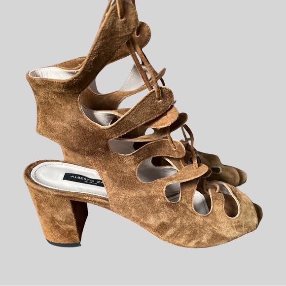 ALBERTO ZAGO TAN SUEDE GLADIATOR BLOCK HEEL SANDALS - SIZE 39 - Picture 2 of 4